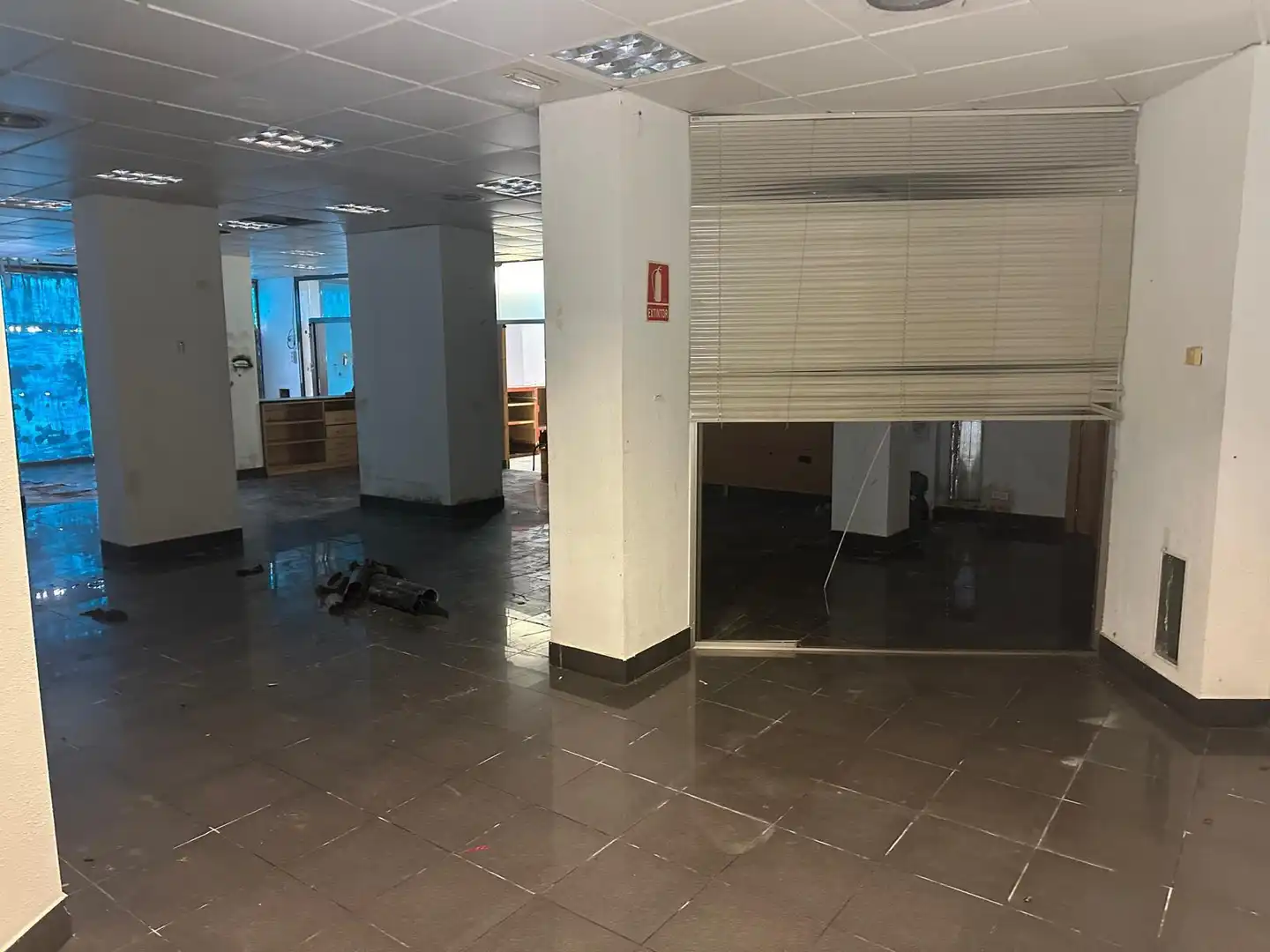 Local en venta en Badalona