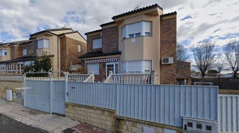 VENTA CHALET  UGENA