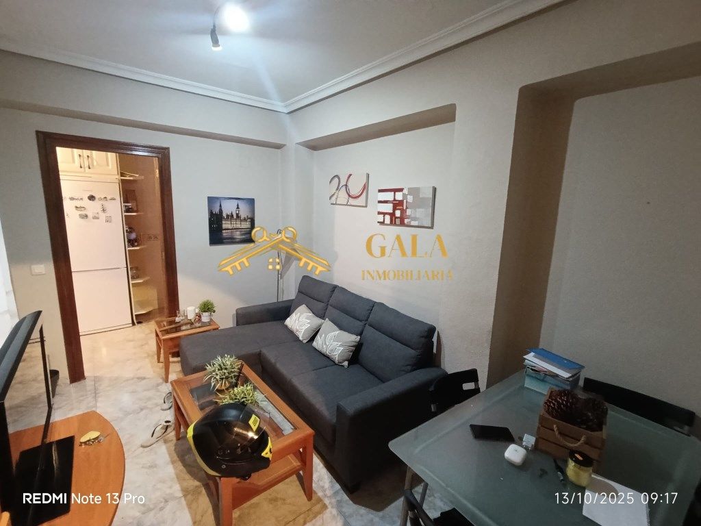 Living room of Apartment for sale in Cáceres Capital