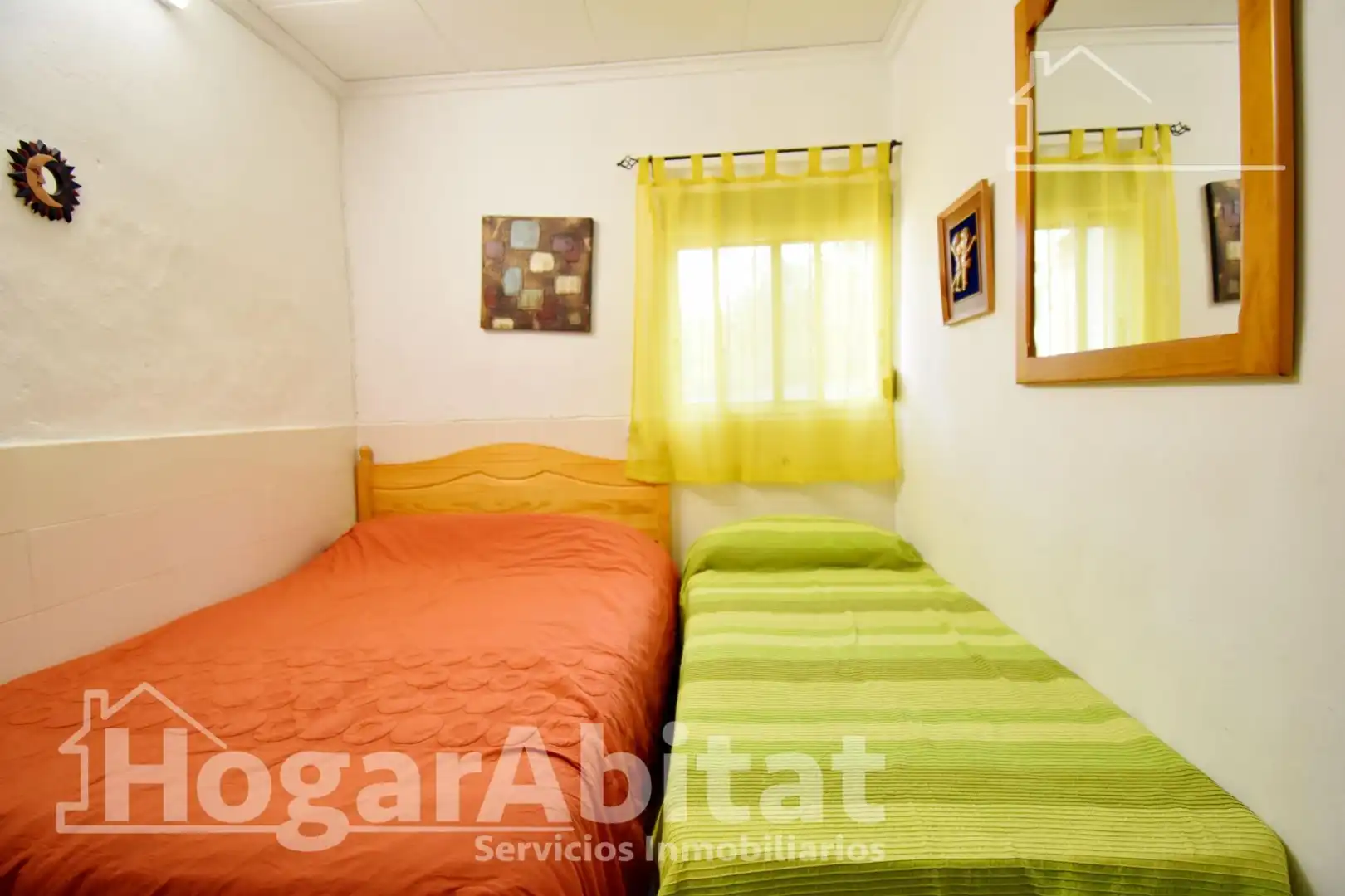 Habitación de Casa o chalet en venta en Simat de la Valldigna con Aire acondicionado, Calefacción y Jardín privado