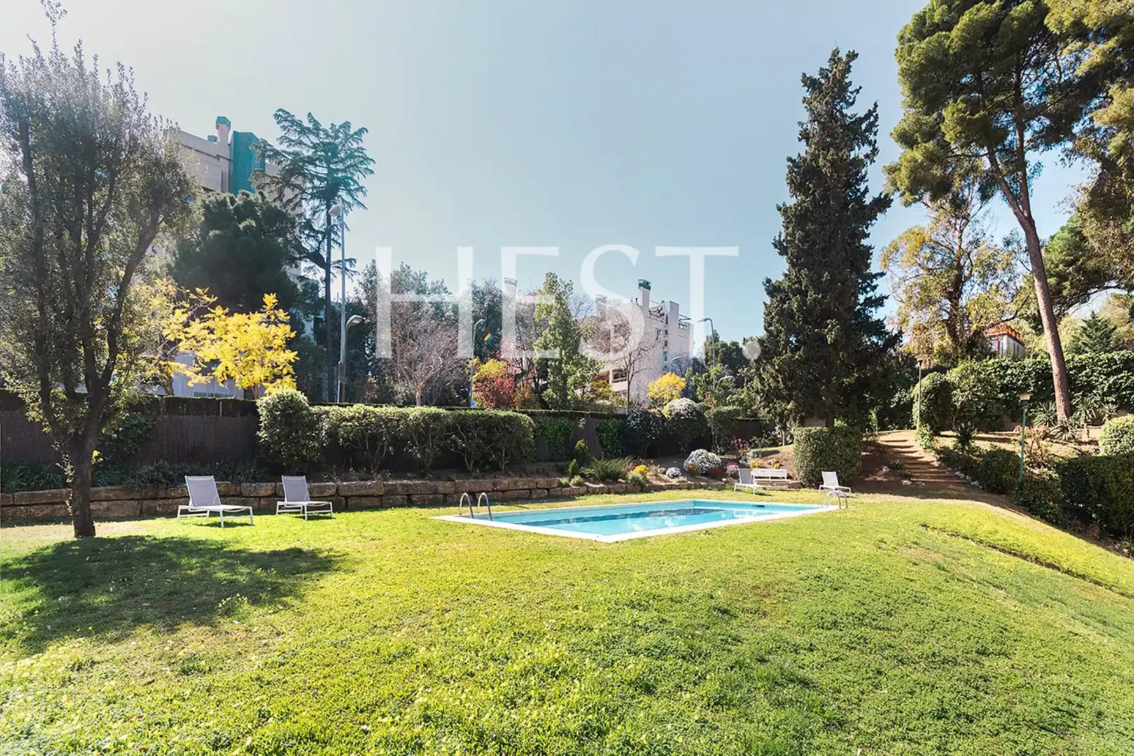 Jardín de Piso en venta en Barcelona con Aire acondicionado, Calefacción y Jardín privado