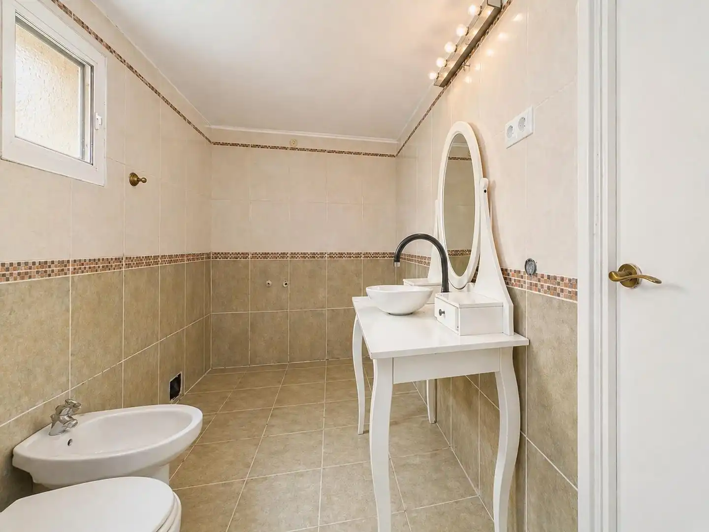 Bathroom of Flat for sale in Sant Pere de Ribes  with Air Conditioner, Heating and Private garden