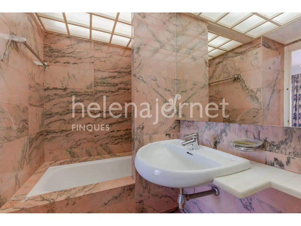 Bathroom of Flat for sale in Sant Feliu de Guíxols  with Heating, Private garden and Terrace