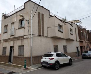 Vista exterior de Edifici en venda en Sant Vicenç de Castellet