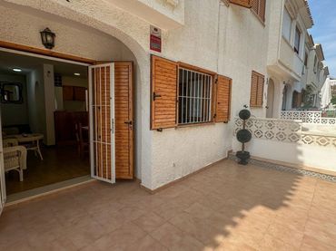 Reihenhaus mit Garten zum Verkauf in Playa Flamenca