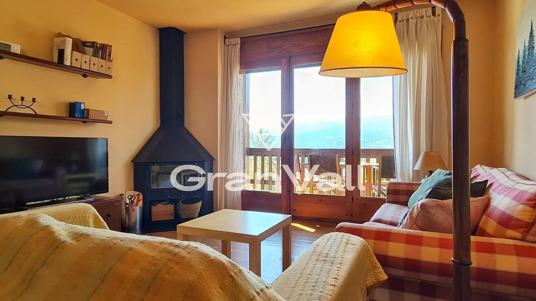 Sala d'estar de Apartament en venda en Alp amb Calefacció, Jardí privat i Parquet