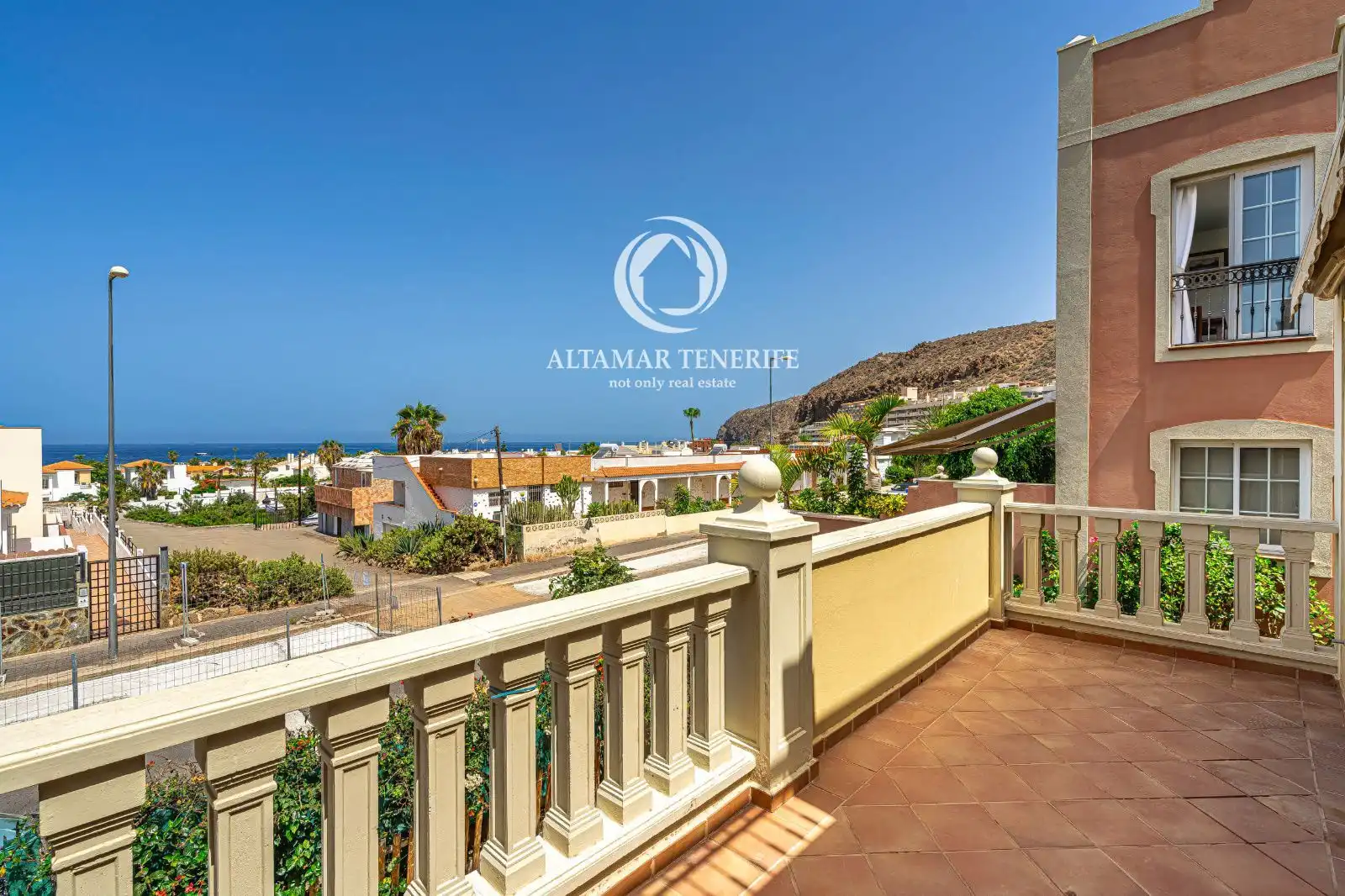 Vista exterior de Apartamento en venta en Arona con Jardín privado, Terraza y Piscina