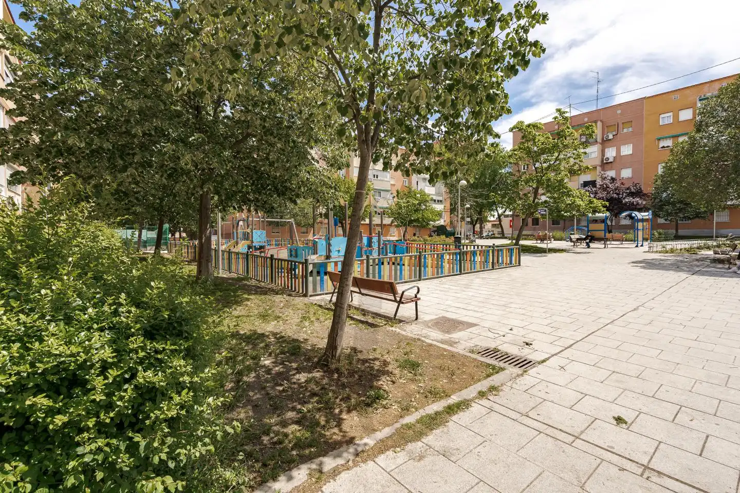 Vista exterior de Planta baja en venta en Madrid con Calefacción