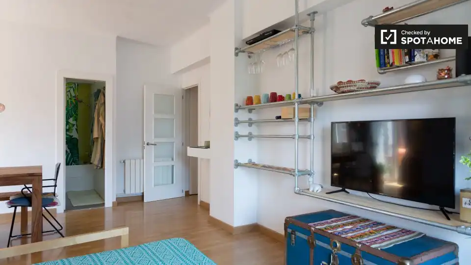 Sala d'estar de Apartament per a compartir en Barcelona amb Aire condicionat, Calefacció i Terrassa