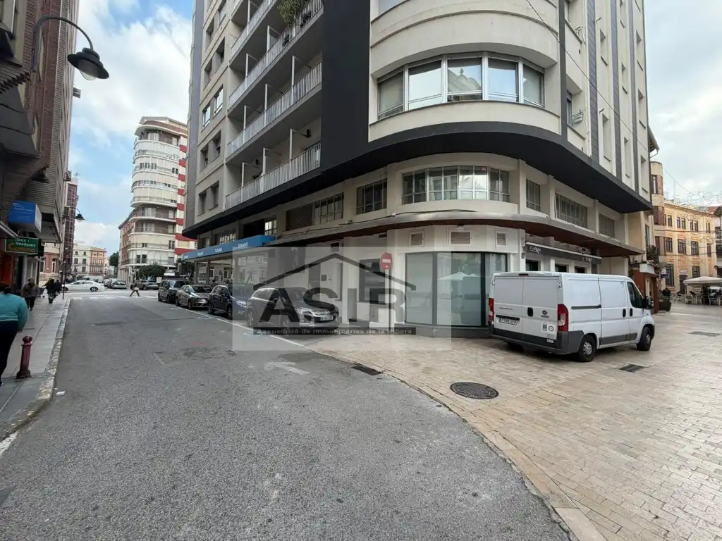 Business premises for sale in Calle Santa Teresa