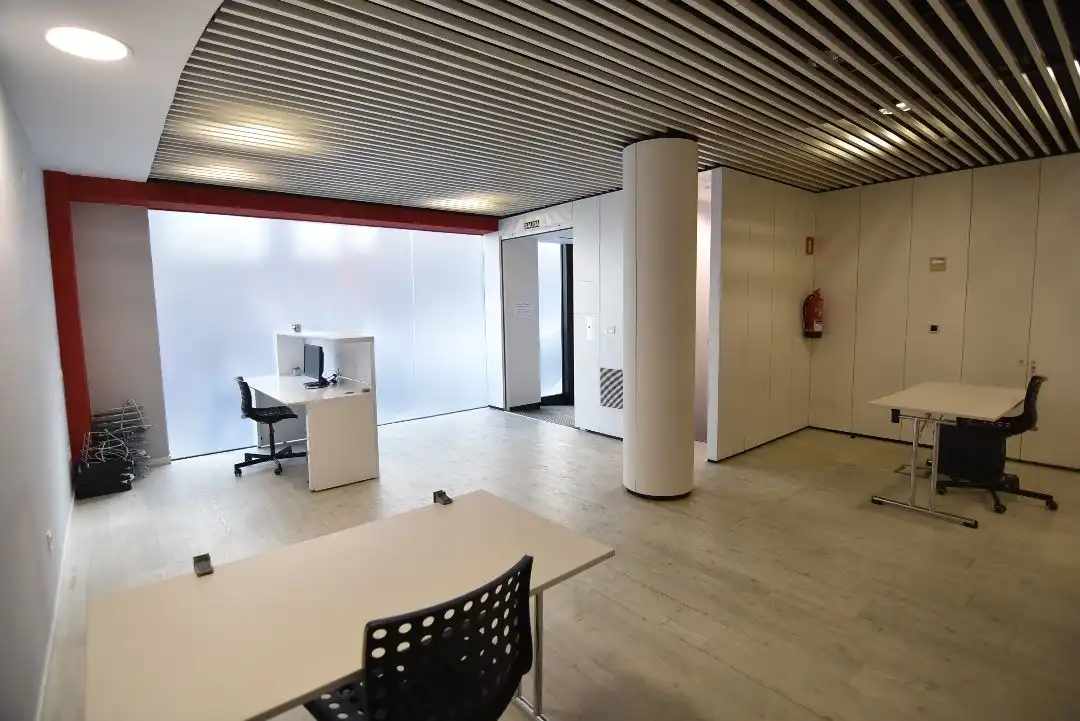 Locale commerciale in vendita a Errebal Kalea, imagen 4