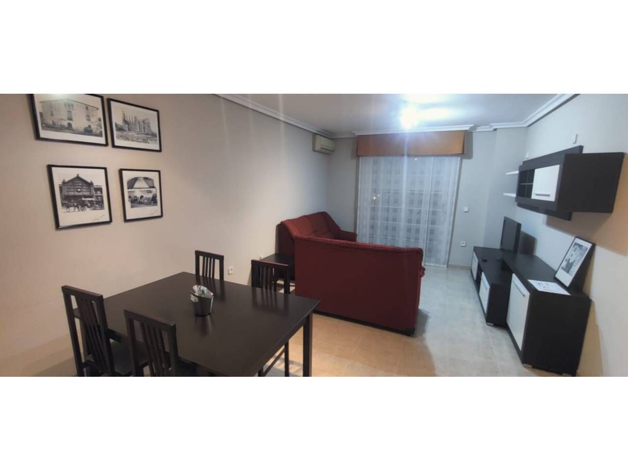 Living room of Flat to rent in  Almería Capital  with Air Conditioner, Heating and Furnished