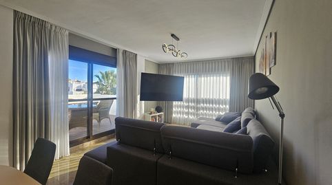 Foto 2 de Apartamento en venta en El Velerín, Estepona