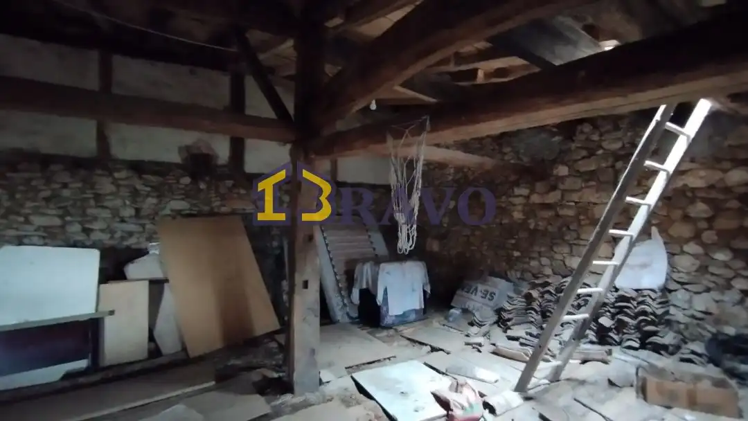 Casa o xalet en venda en Valle de Losa amb Jardí privat i Terrassa
