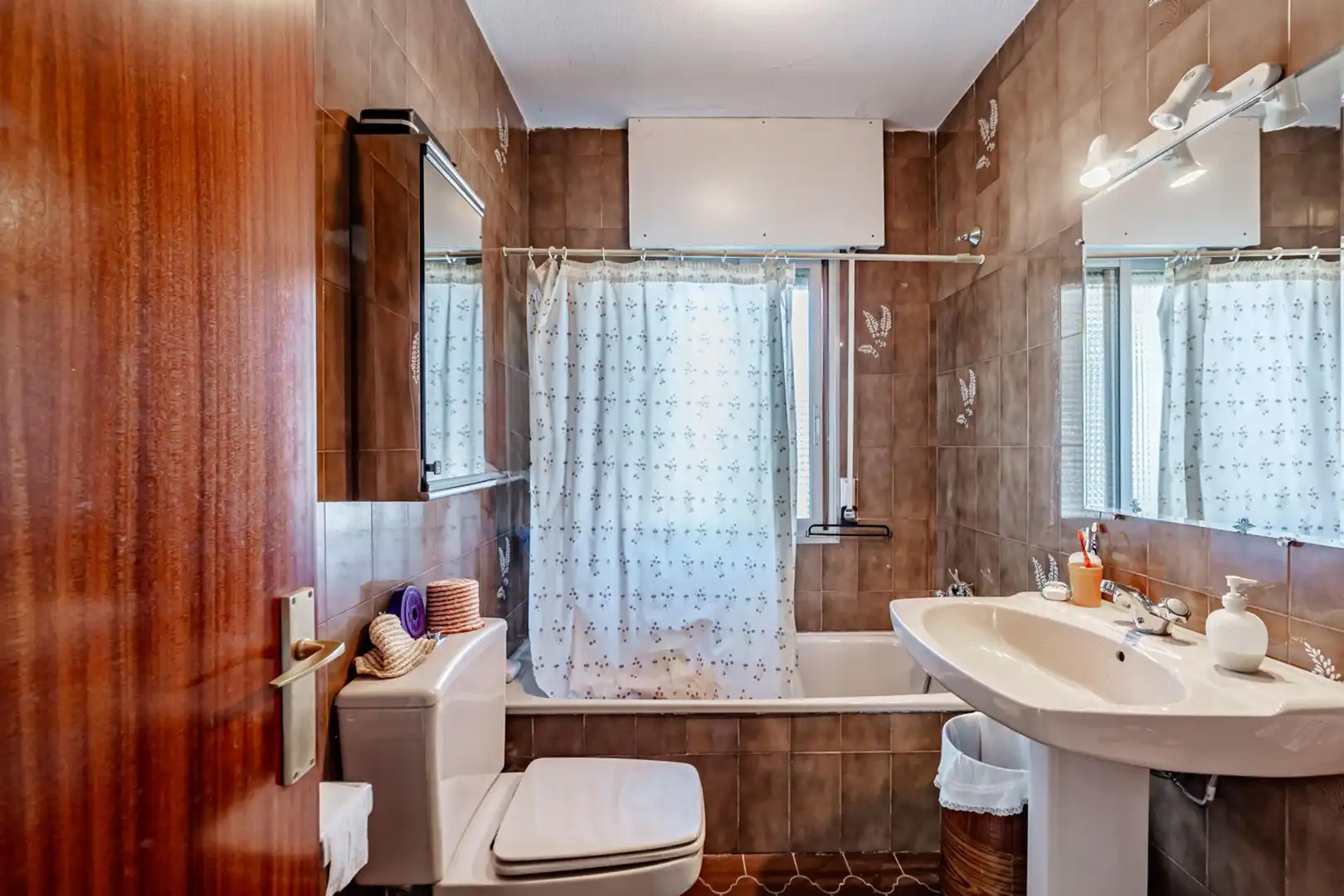 Baño de Casa o chalet en venta en Tres Cantos con Calefacción, Jardín privado y Terraza