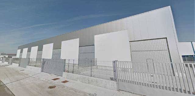 Nave industrial en Venta en Dueñas