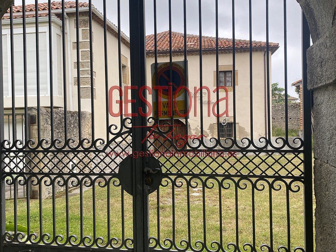 Exterior view of Single-family semi-detached for sale in Noja  with Private garden