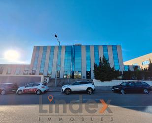 Vista exterior de Oficina en venda en Mataró amb Aire condicionat, Calefacció i Internet