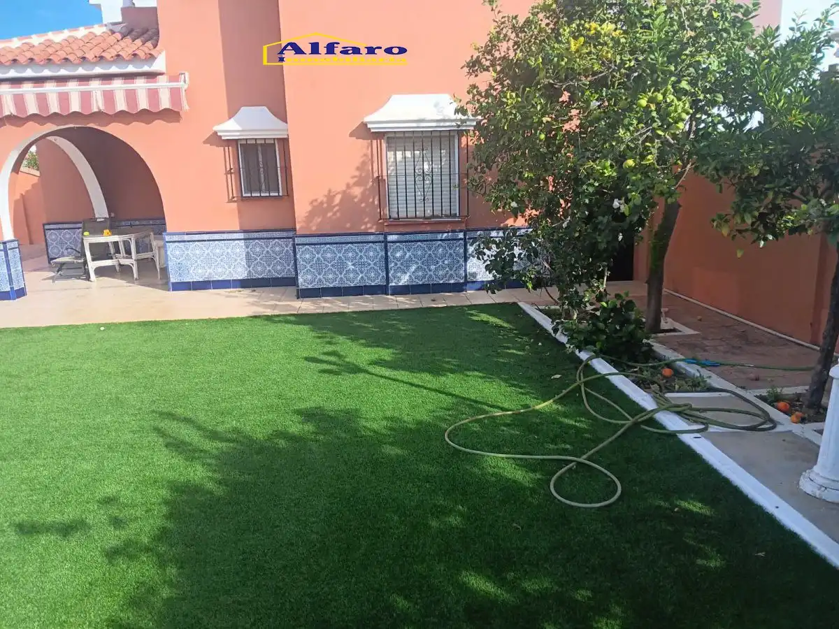 Chalet con piscina en venta en Matalascañas, imagen 7