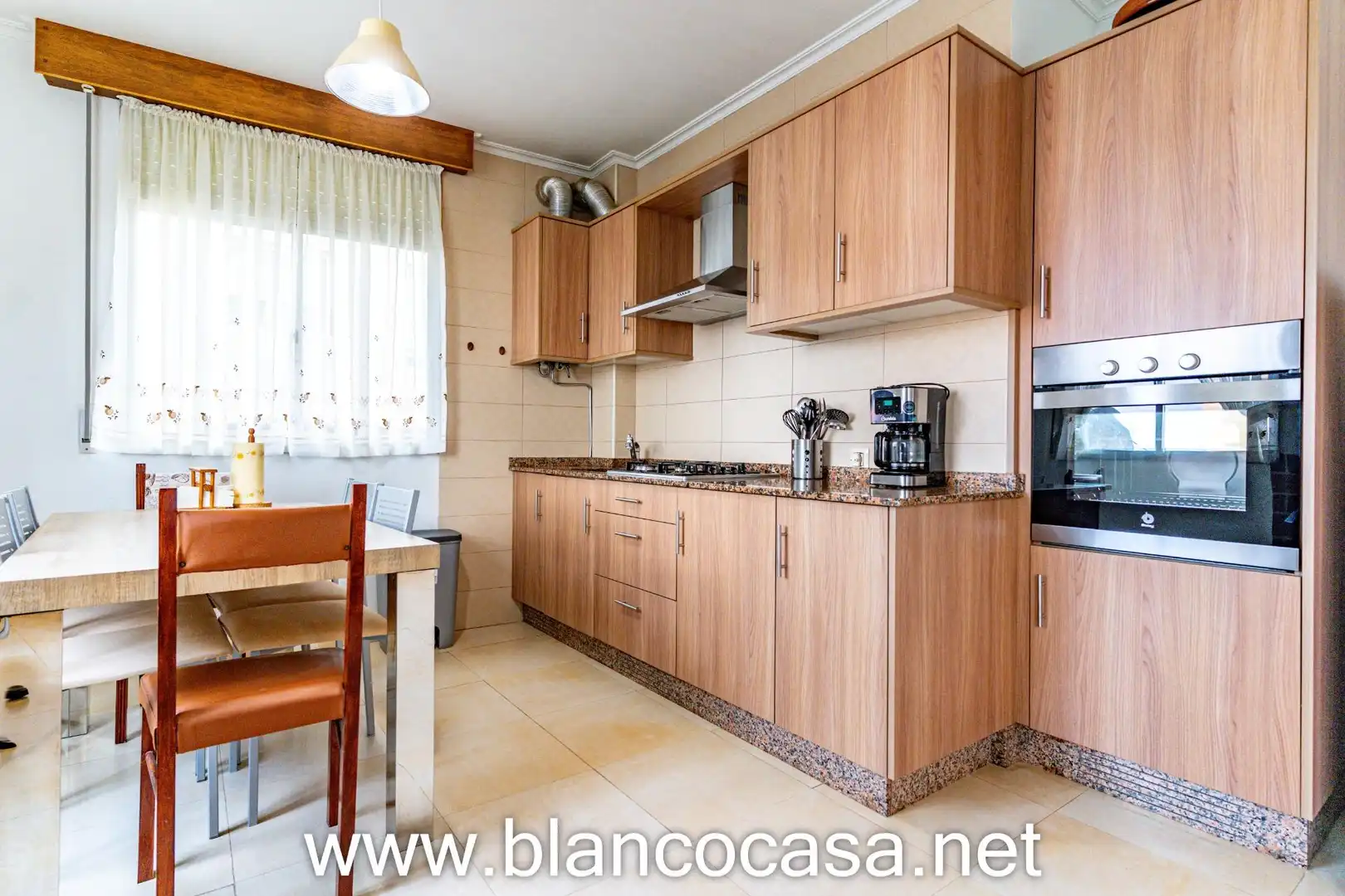 Cocina de Casa o chalet en venta en Malpica de Bergantiños con Calefacción, Trastero y Amueblado