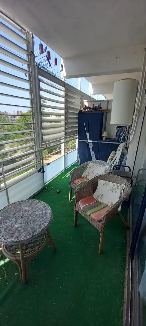 Terrassa de Apartament en venda en Roses amb Jardí privat