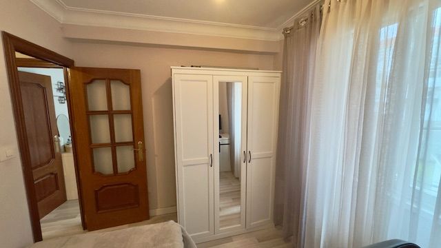 Dormitori de Pis en venda en Ferrol amb Moblat, Forn i Rentadora