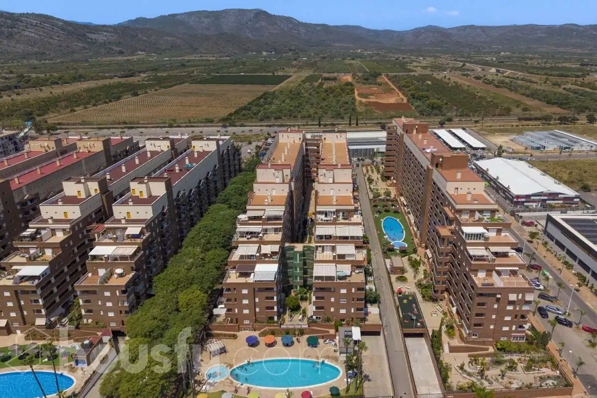 Exterior view of Flat for rent in Oropesa del Mar / Orpesa  with Air Conditioner, Terrace and Balcony