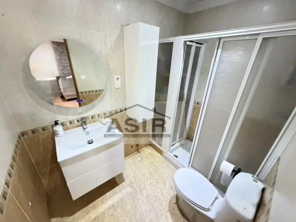 Bany de Casa o xalet de lloguer en Alzira amb Aire condicionat i Terrassa