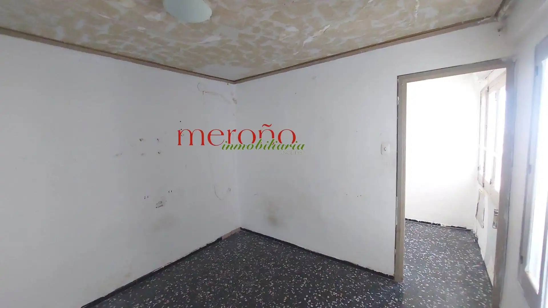 Piso en venta en Elche / Elx con Trastero y Balcón