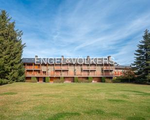 Exterior view of Single-family semi-detached for sale in Guils de Cerdanya  with Heating, Parquet flooring and Terrace