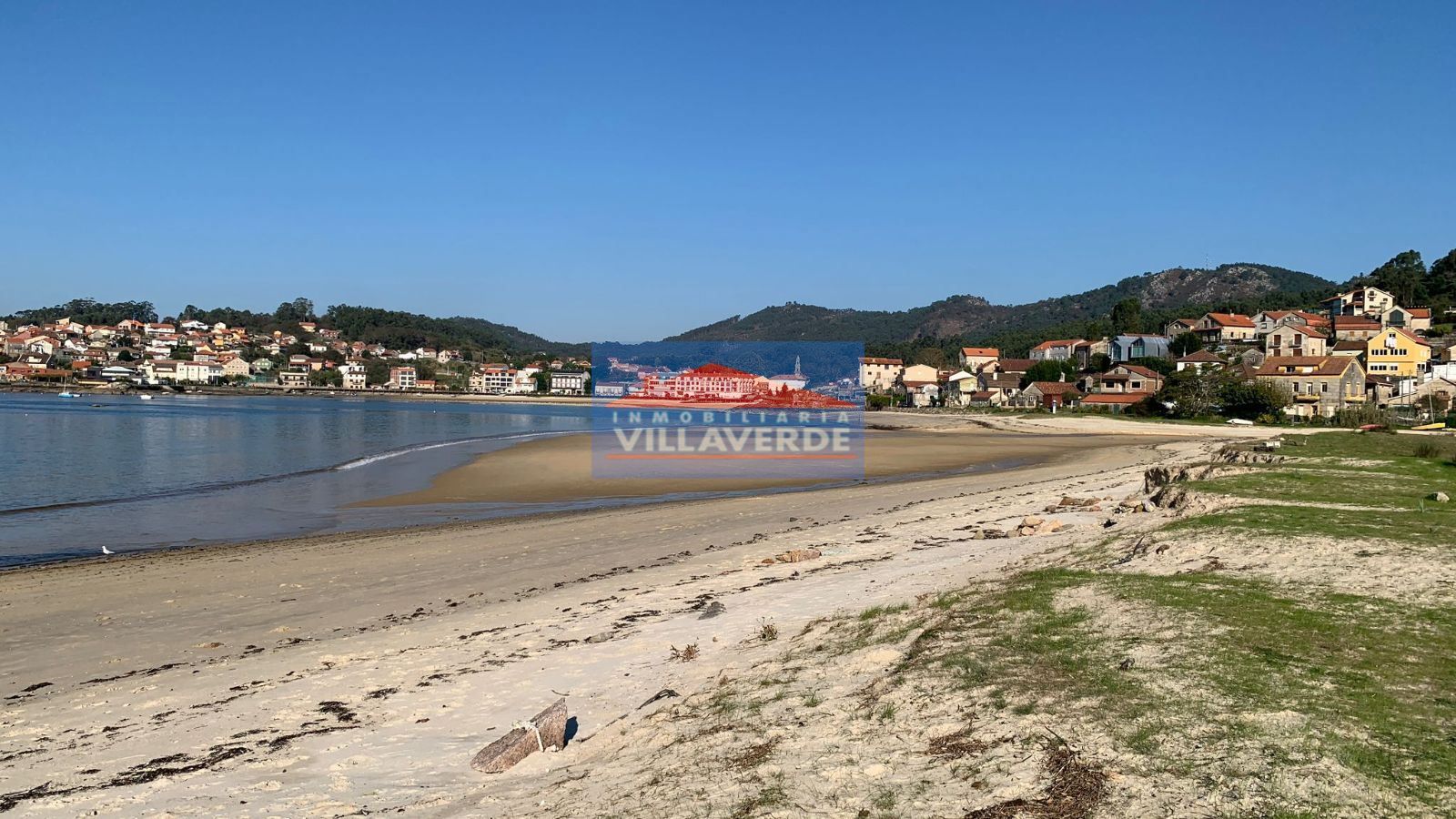 Pis en venda en Cangas  amb Calefacció, Terrassa i Traster
