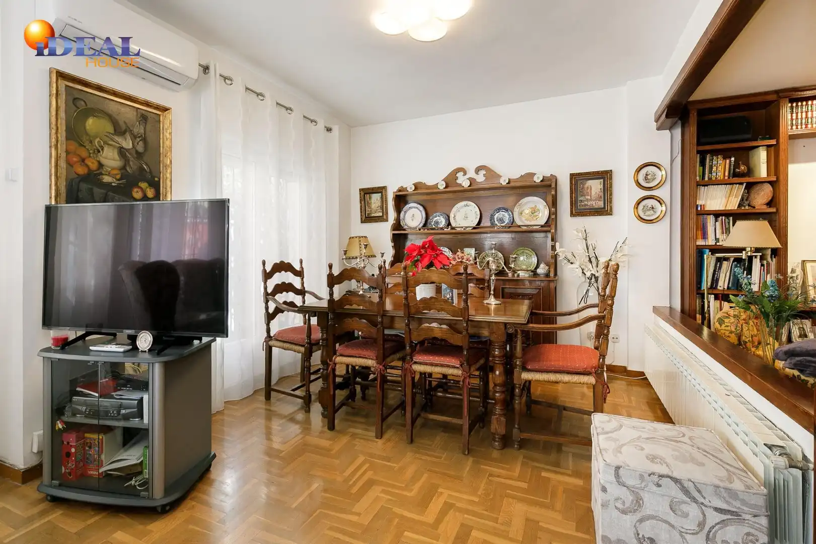 Dining room of Houses for sale in Granada