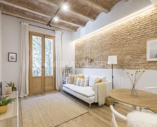 Sala d'estar de Pis de lloguer en  Barcelona Capital amb Aire condicionat i Balcó