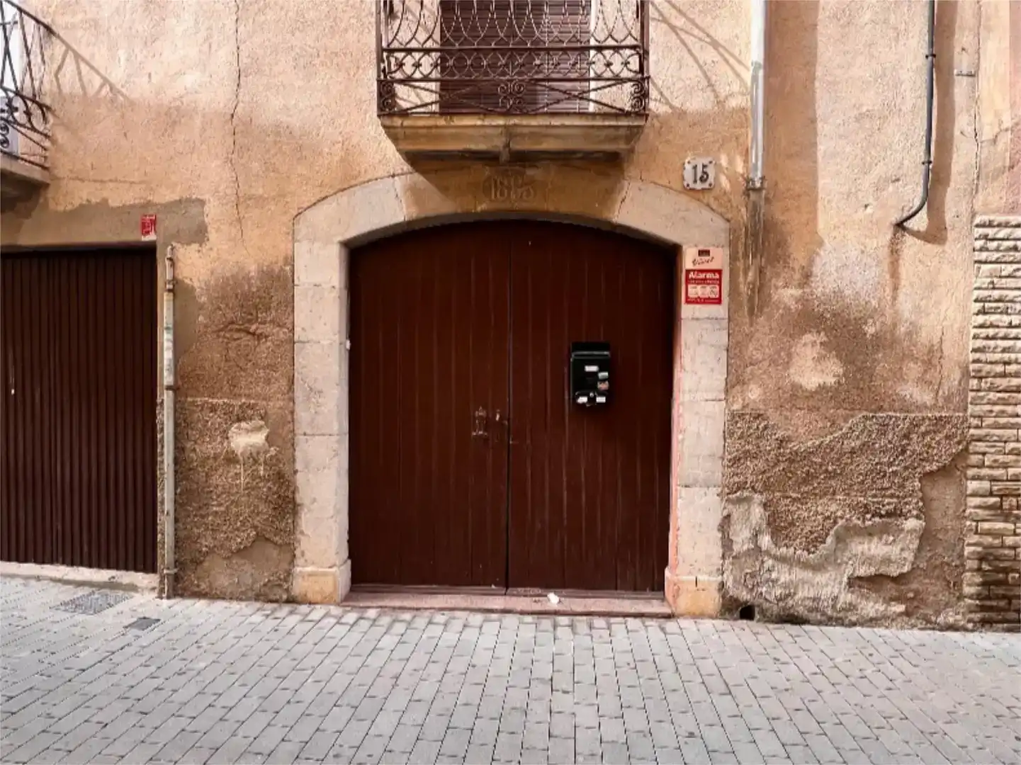 Vista exterior de Casa adosada en venda en La Canonja amb Aire condicionat i Balcó