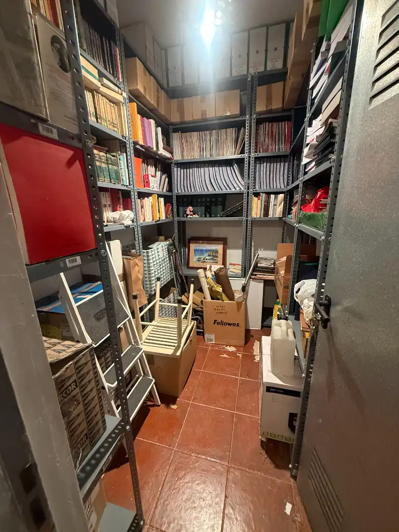 Attic for sale in Oviedo   with Heating and Storage room