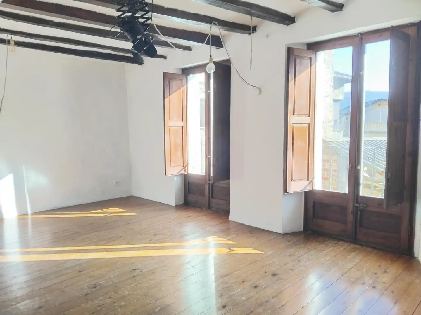 Sala d'estar de Casa adosada en venda en Ribera d'Urgellet amb Calefacció