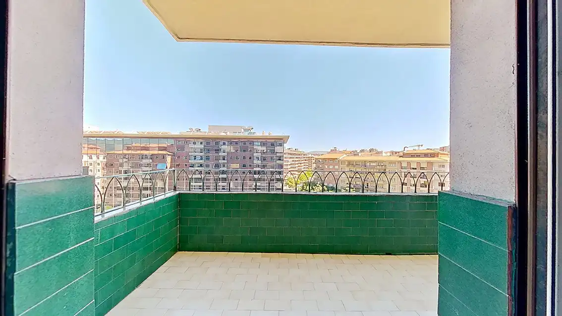 Terrassa de Pis en venda en  Pamplona / Iruña amb Terrassa i Balcó