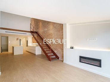 Casa en venda a Calderón