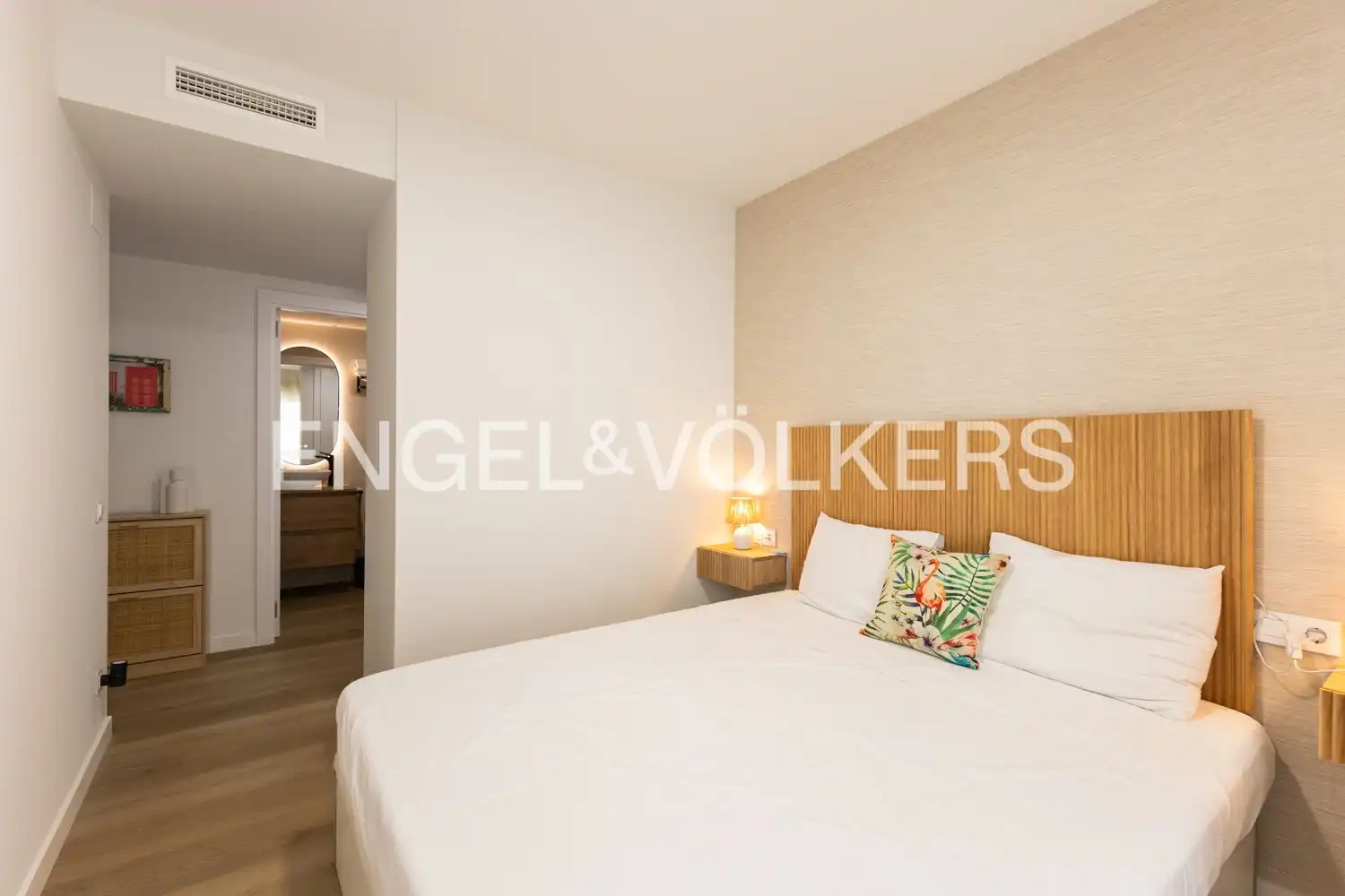 Bedroom of Flat for rent in El Puig de Santa Maria  with Air Conditioner, Heating and Private garden