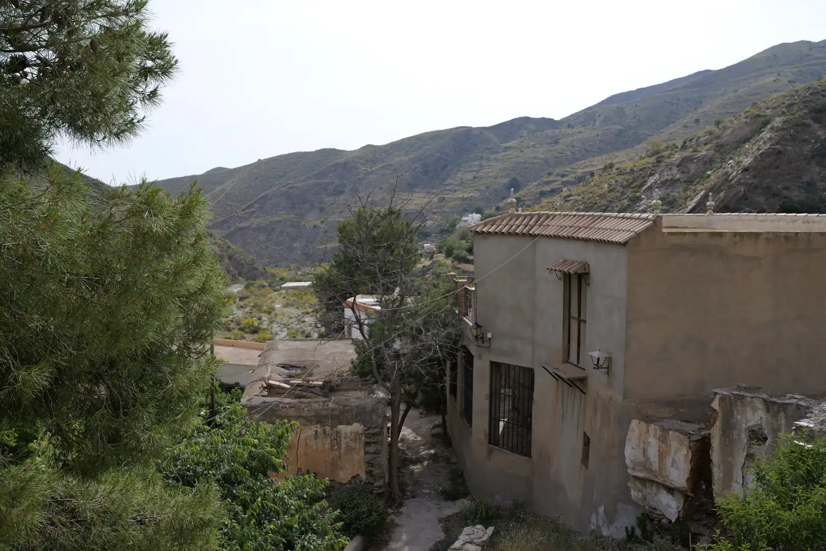 Exterior view of Houses for sale in Adra  with Private garden, Terrace and Furnished