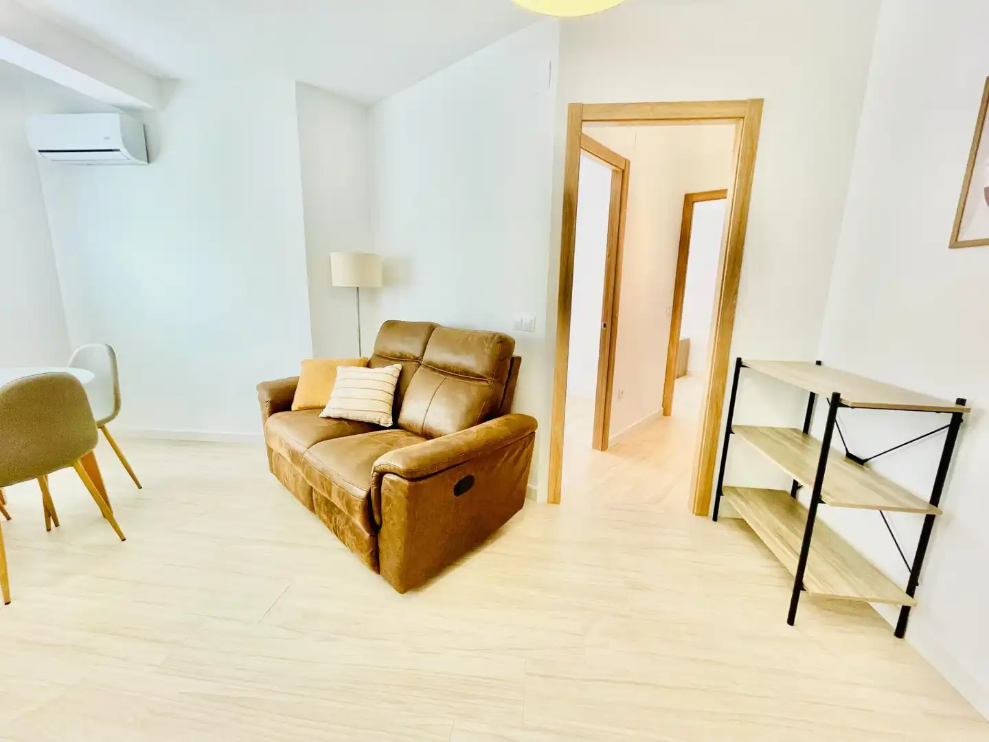 Wohnzimmer von Wohnung zur Miete in Córdoba mit Klimaanlage, Heizung und Terrasse