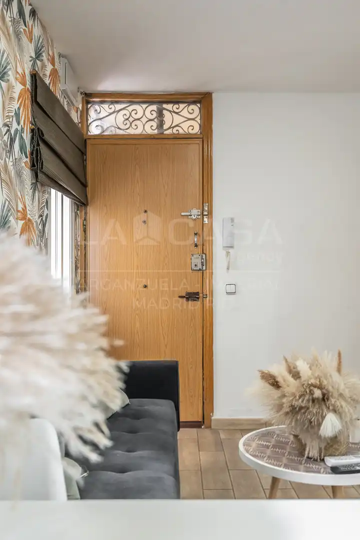 Flat for sale in Calle de Segovia, Imperial