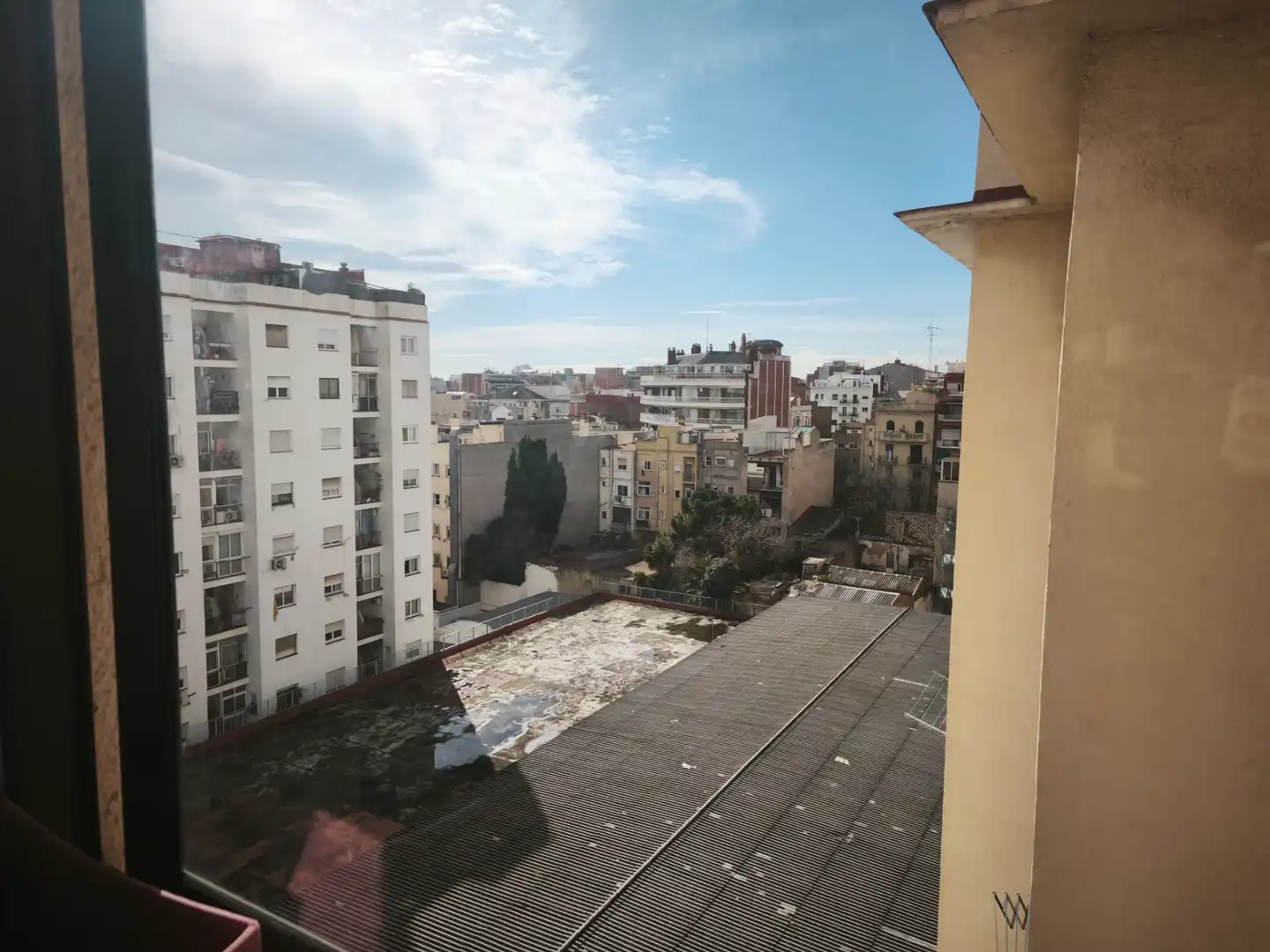 Habitación de Piso en venta en Barcelona con Horno y Balcón
