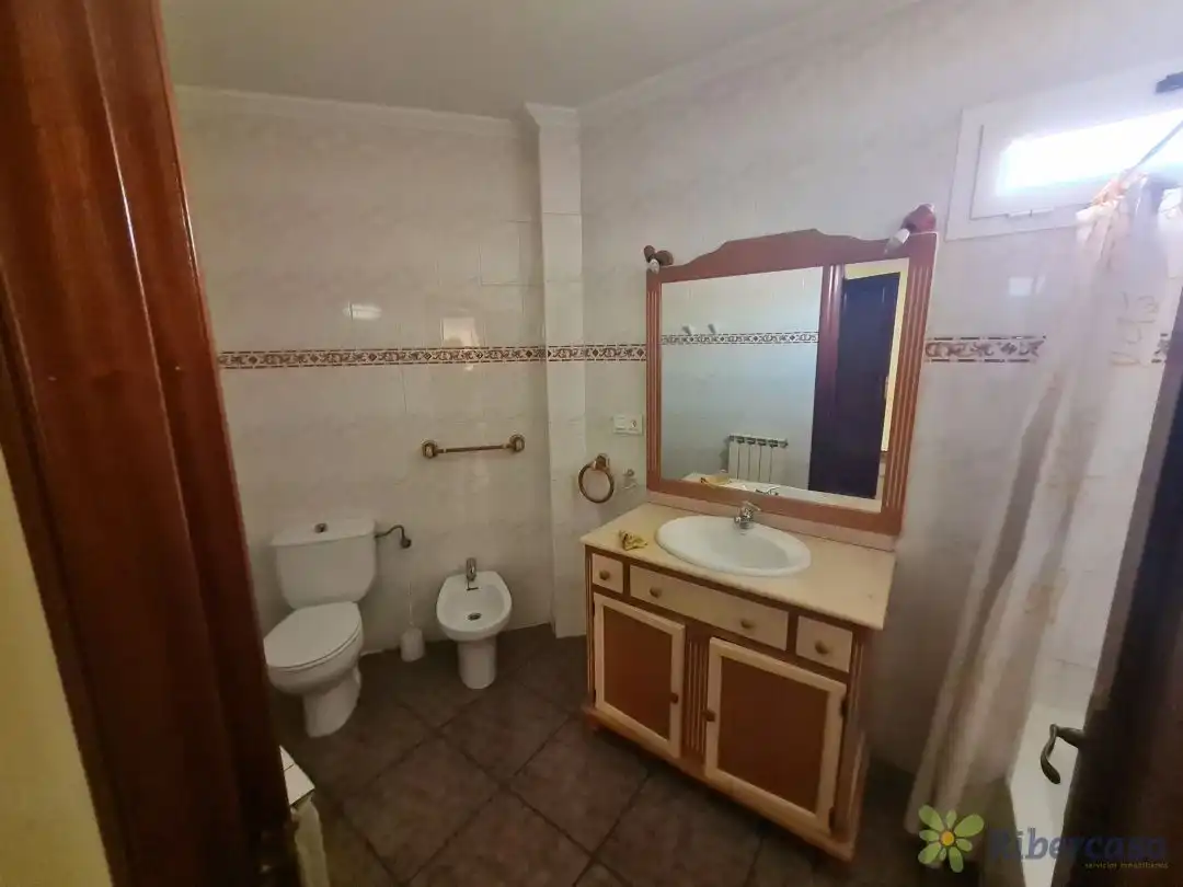 Bany de Casa adosada en venda en Ribaforada amb Aire condicionat, Calefacció i Terrassa