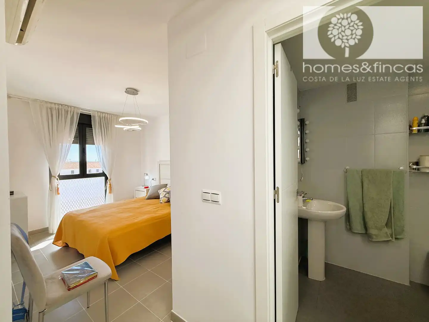Bedroom of Duplexes for sale in Ayamonte  with Air Conditioner, Terrace and Furnished