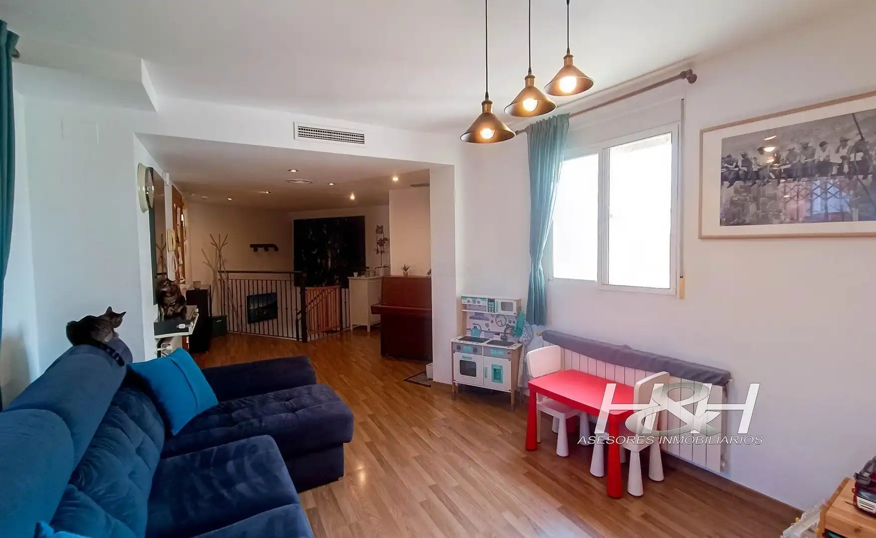 Sala de estar de Ático en venta en Burjassot con Aire acondicionado y Balcón