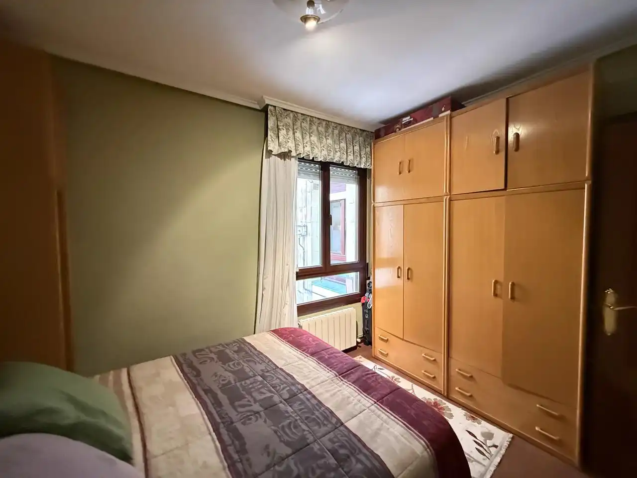 Bedroom of Flat for sale in Barakaldo   with Heating and Balcony