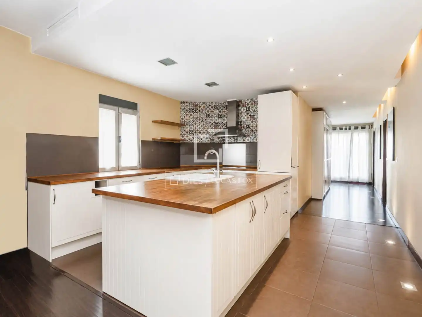Kitchen of Attic for sale in Madrid  with Air Conditioner, Heating and Terrace