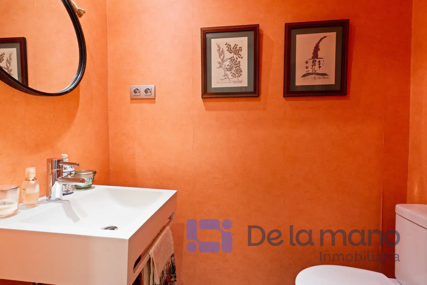 Bathroom of Flat for rent in Madrid  with Air Conditioner, Heating and Storage room