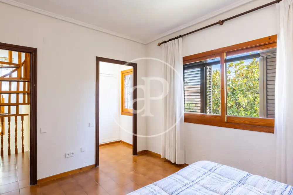Dormitori de Casa o xalet de lloguer en Madrid amb Aire condicionat, Calefacció i Jardí privat